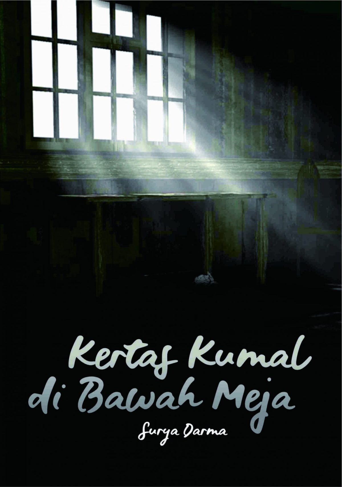 Kertas Kumal Di Bawah Meja